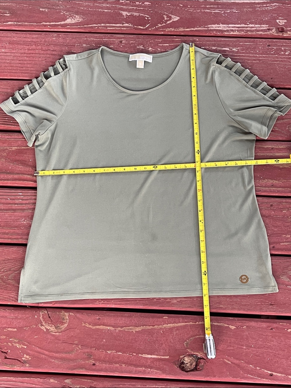 Women’s Olive Ladder-Sleeve Short-Sleeve Top size XL